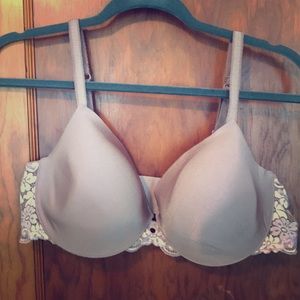 VS Angels IPEX Full Coverage 38D Bra